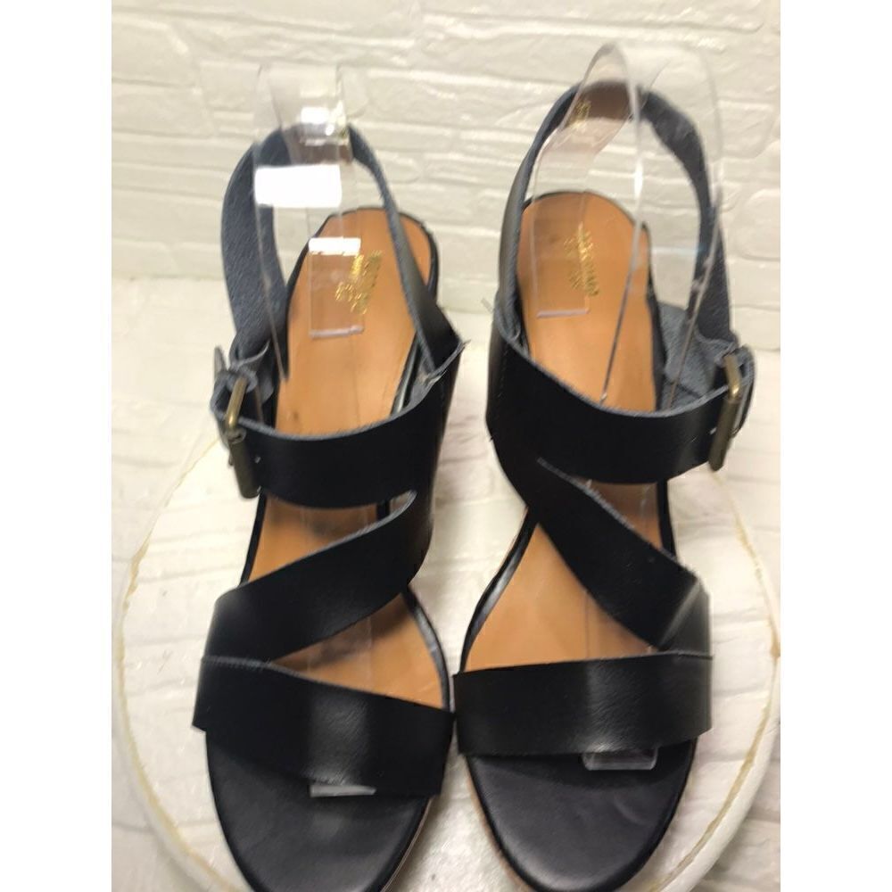 Mossimo Sandals   - Picture 5 of 7